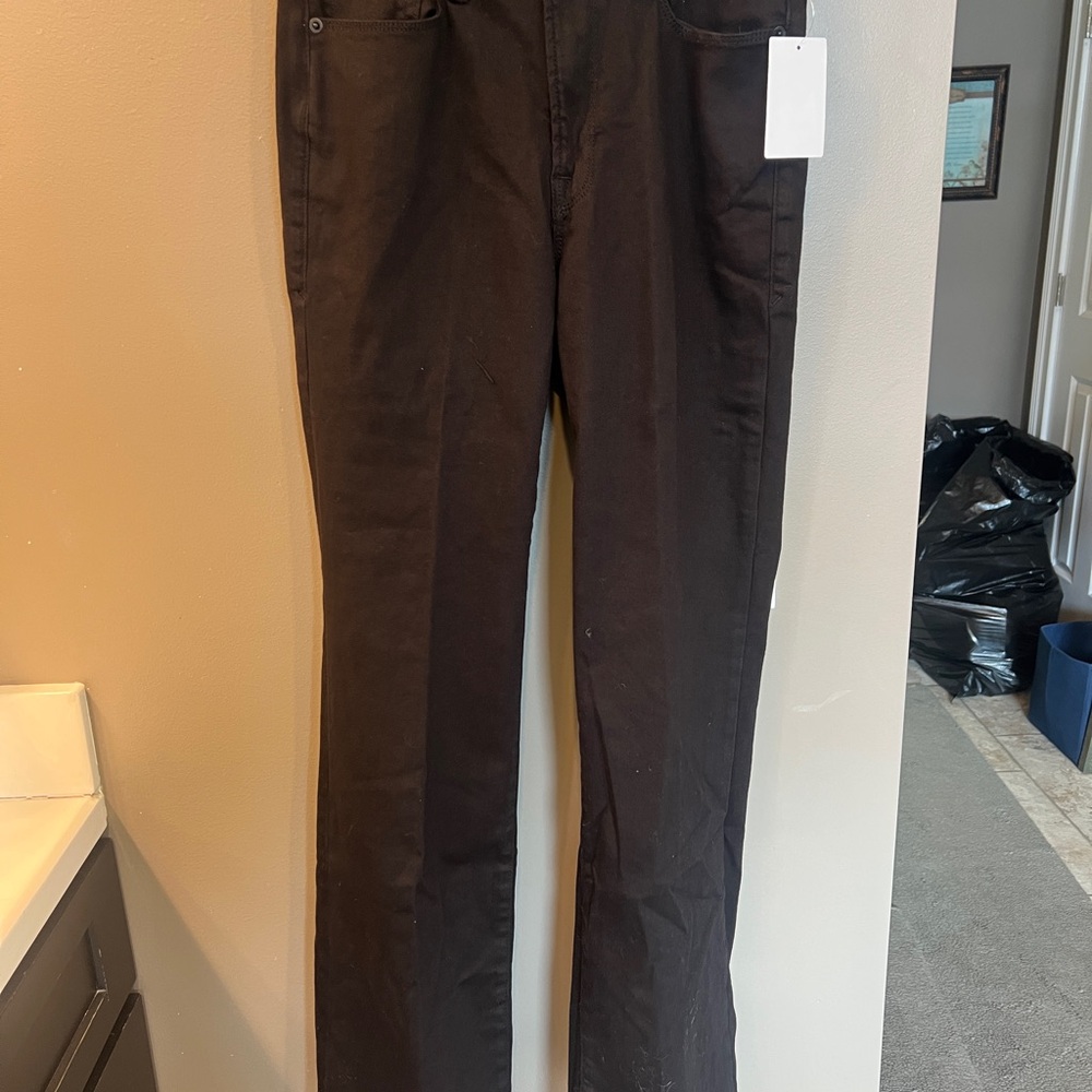 Women’s Good American Classic Slim Bootcut Jean - highrise - inseam 33 1/2”